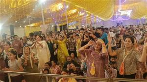 ‘ਜੈ-ਜੈ ਗੋਵਿੰਦ-ਗੋਵਿੰਦ ਗੋਪਾਲ ਹਰੀ’ ਭਜਨ ਨਾਲ ਭਗਤੀਮਈ ਹੋਇਆ ਮਾਹੌਲ