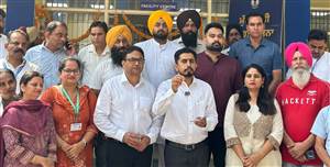 ਵਿਧਾਇਕ ਚੱਢਾ ਨੇ ਸਿਵਲ ਹਸਪਤਾਲ ਦੇ ਫੈਸਿਲਿਟੇਸ਼ਨ ਸੈਂਟਰ ਦਾ ਉਦਘਾਟਨ ਕੀਤਾ