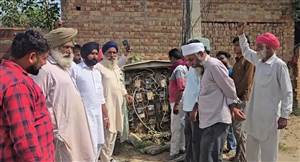 ਹਰੀਕੇ ’ਚ ਸਮਾਰਟ ਮੀਟਰ ਲਗਾਉਣ ਆਏ ਬਿਜਲੀ ਕਾਮੇ ਬੇਰੰਗ ਪਰਤੇ