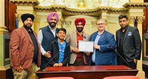 ਵਿਕਟੋਰੀਆ ਦੀ ਪਾਰਲੀਮੈਂਟ 'ਚ ਪੰਮੀ ਬਾਈ ਦਾ ਵਿਸ਼ੇਸ਼ ਸਨਮਾਨ, ਆਈਪੀਐੱਲ ਦੀ ਤਰਜ਼ ’ਤੇ ਭੰਗੜਾ ਲੀਗ ਸ਼ੁਰੂ ਕਰਨ ਦੀ ਤਿਆਰੀ
