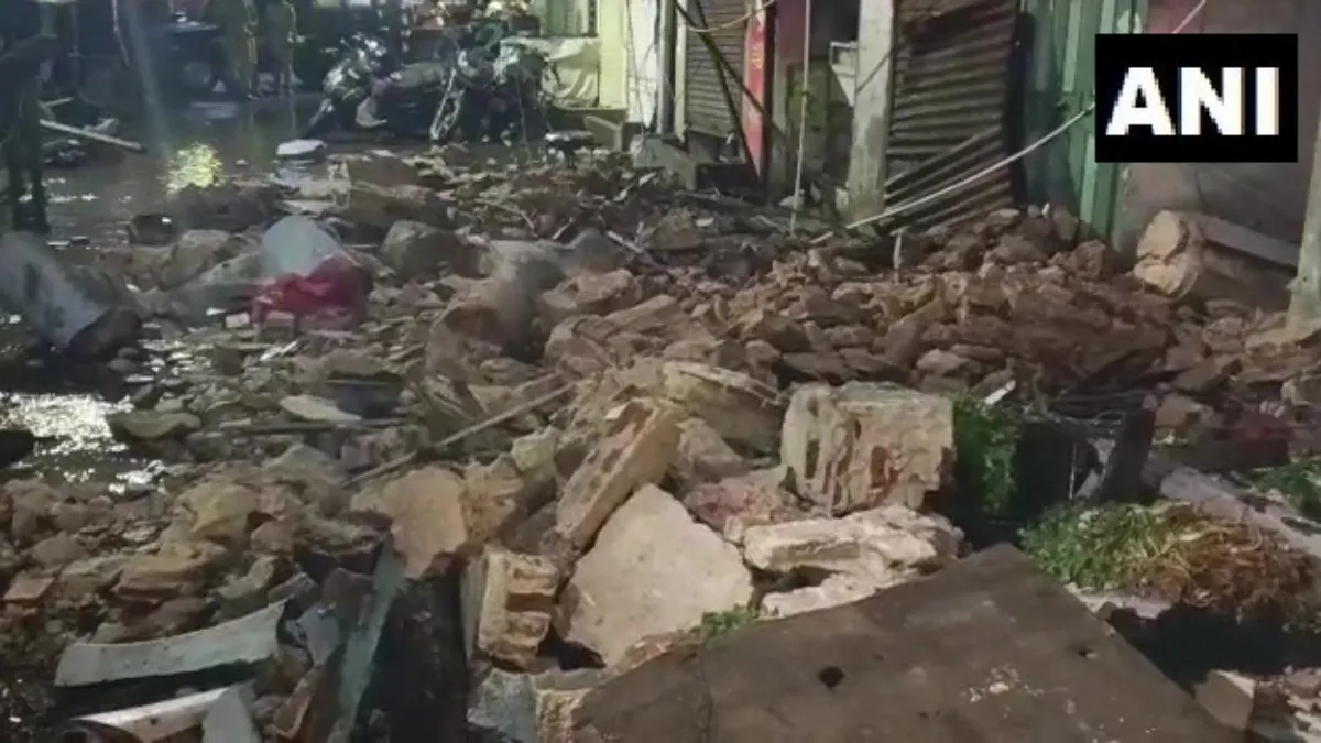 Building Collapse In Chennai : ਚੇਨਈ 'ਚ 100 ਸਾਲ ਪੁਰਾਣੀ ਇਮਾਰਤ ਡਿੱਗਣ ਕਾਰਨ ਦੋ ਦੀ ਮੌਤ, ਦੋ ਜ਼ਖ਼ਮੀ