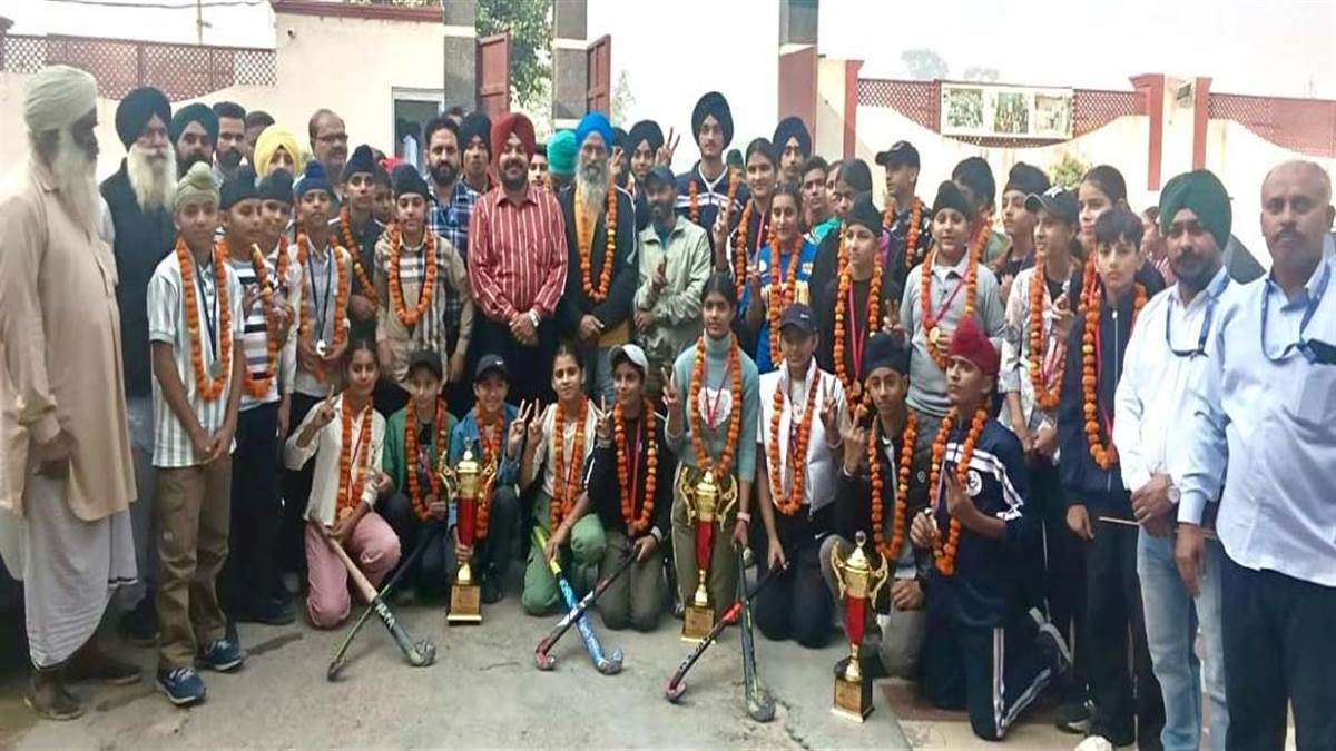 ਮਹੰਤ ਕੌਸ਼ਲ ਦਾਸ ਡੀਏਵੀ ਸਕੂਲ ਦੀਆਂ ਹਾਕੀ ਟੀਮਾਂ ਬਣੀਆਂ ਸਟੇਟ ਚੈਂਪੀਅਨ