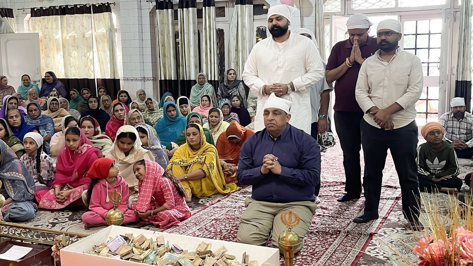 ਨਿਤਿਨ ਕੋਹਲੀ ਨੇ ਵੱਖ-ਵੱਖ ਗੁਰੂਘਰਾਂ ’ਚ ਟੇਕਿਆ ਮੱਥਾ