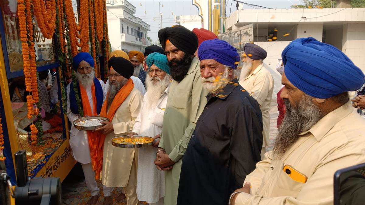 ਗੁਰਦੁਆਰਾ ਸ਼ਹੀਦ ਬਾਬਾ ਮੱਤੀ ਸਾਹਿਬ ਡਰੋਲੀ ਕਲਾਂ ਵਿਖੇ ਨਗਰ ਕੀਰਤਨ ਦਾ ਸਵਾਗਤ