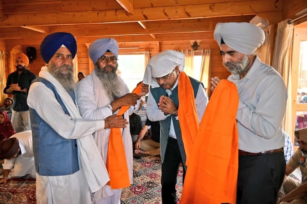 ਫਾਜ਼ਿਲਕਾ ਦੇ ਵੱਖ-ਵੱਖ ਗੁਰਦੁਆਰਾ ਸਾਹਿਬ ਵਿਖੇ ਸ਼੍ਰੀ ਗੁਰੂ ਨਾਨਕ ਦੇਵ ਜੀ ਦਾ ਪ੍ਰਕਾਸ਼ ਦਿਹਾੜਾ ਬੜੀ ਸ਼ਰਧਾ ਨਾਲ ਮਨਾਇਆ