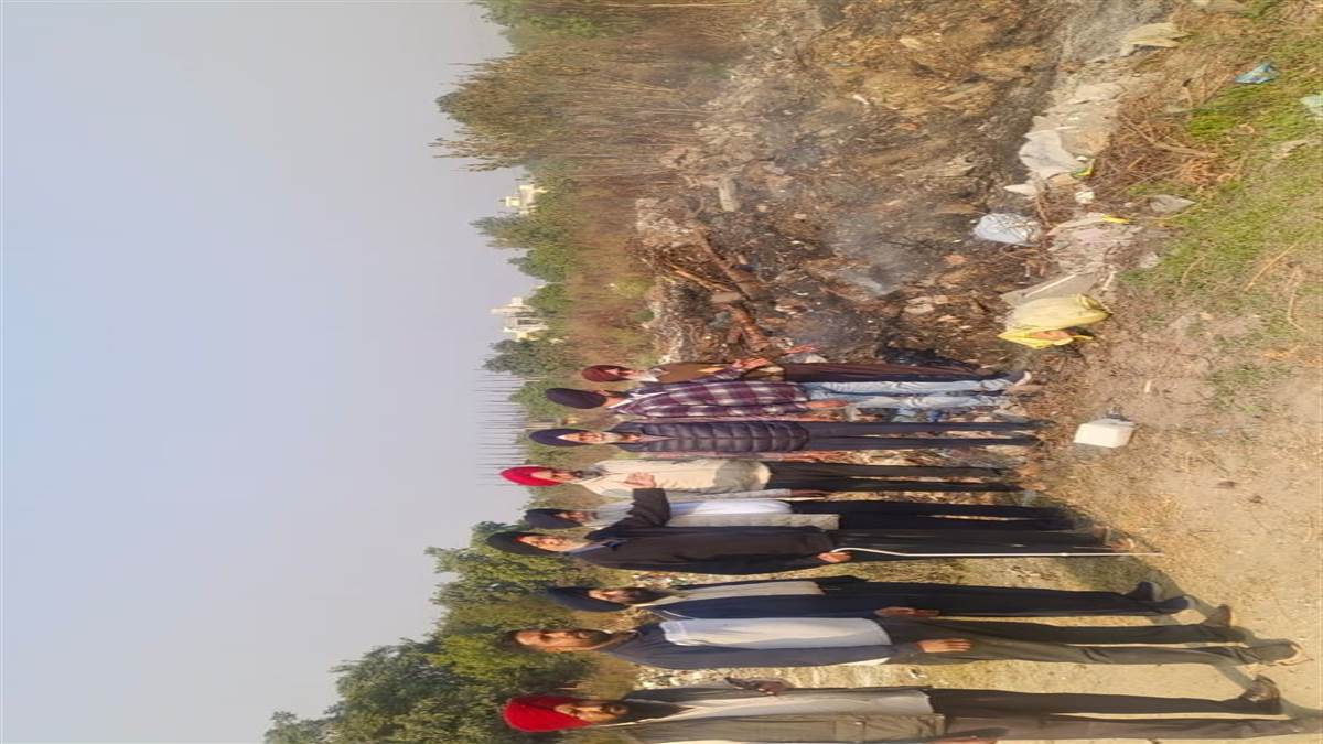 ਨਿਊ ਅੰਮ੍ਰਿਤਸਰ ’ਚ ਕੂੜੇ ਦੇ ਢੇਰ ਨੂੰ ਲੱਗੀ ਅੱਗ ਲੋਕਾਂ ਲਈ ਬਣੀ ਪ੍ਰੇਸ਼ਾਨੀ