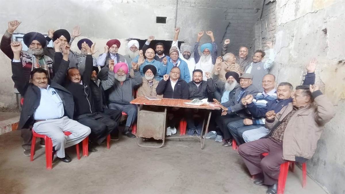 ਆਲ ਕੇਡਰ ਪੈਨਸ਼ਨ ਐਸੋਸੀਏਸ਼ਨ ਨੇ ਵੱਖ-ਵੱਖ ਮਸਲਿਆਂ ’ਤੇ ਕੀਤੀ ਹੰਗਾਮੀ ਮੀਟਿੰਗ