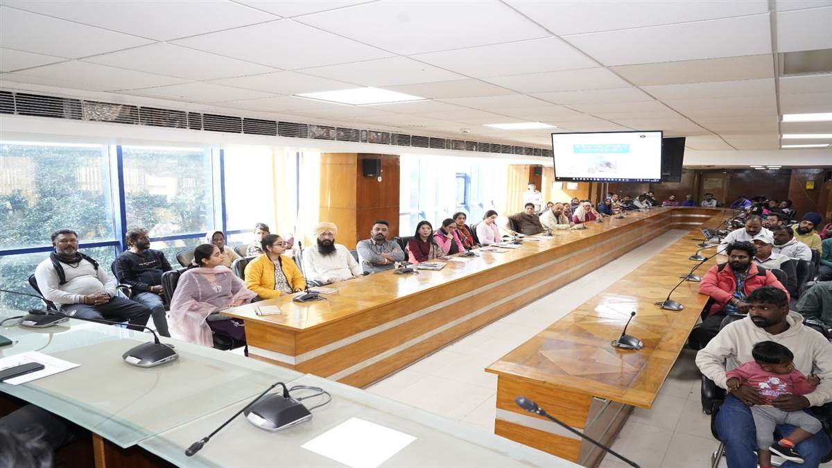 ਸਫ਼ਾਈ ਸੇਵਕਾਂ ਲਈ ਕੂੜਾ ਚੁੱਕਣ ਵਾਲਿਆਂ ਲਈ ਸਿਖਲਾਈ ਸੈਸ਼ਨ ਕਰਵਾਇਆ