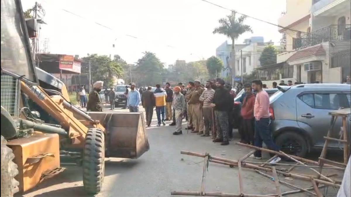 ਨਗਰ ਨਿਗਮ ਅਤੇ ਗਮਾਡਾ ਨੇ ਨਾਜਾਇਜ਼ ਕਬਜ਼ੇ ਹਟਾਏ