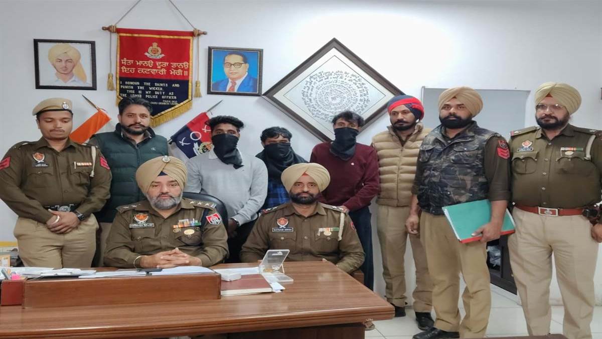 ਮੁਹਾਲੀ ਪੁਲੀਸ ਵਲੋਂ ਵਾਹਨ ਚੋਰ ਗਿਰੋਹ ਦੇ ਮੈਂਬਰ ਕਾਬੂ