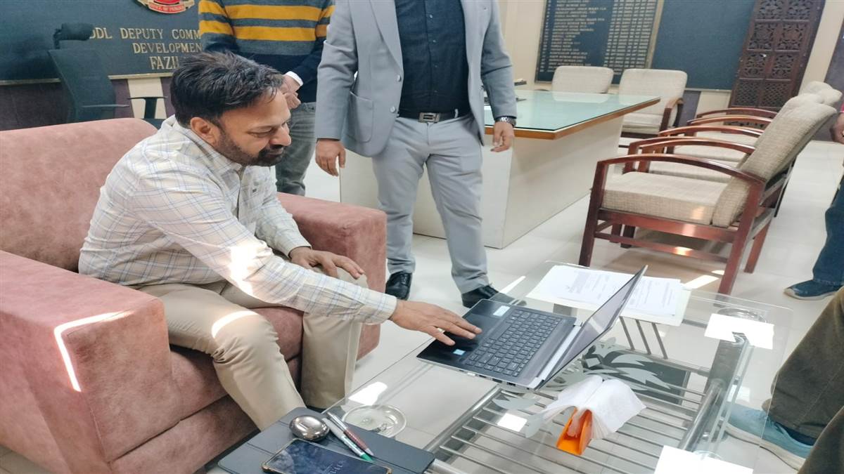 ਅੰਤਿਮ ਦਿਨ ਸਮੇਤ ਜ਼ਿਲ੍ਹਾ ਪ੍ਰੀਸ਼ਦ ਲਈ 95 ਤੇ ਪੰਚਾਇਤ ਸੰਮਤੀ ਲਈ 510 ਨਾਮਜ਼ਦਗੀ ਪੱਤਰ ਦਾਖ਼ਲ