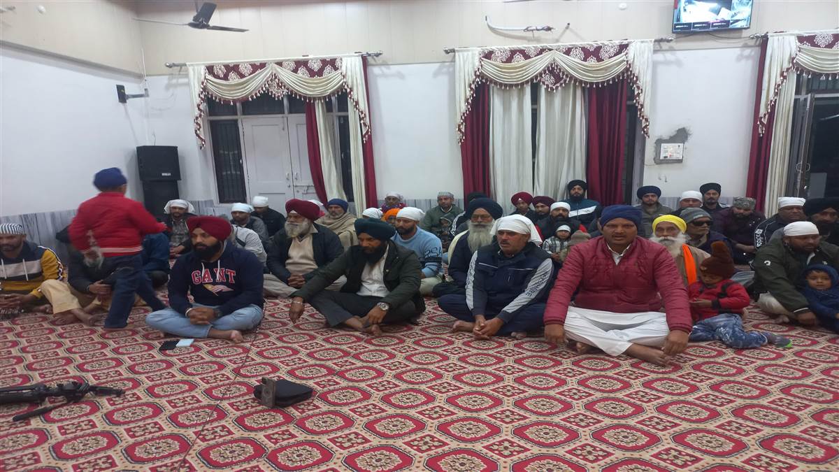 ਦਸ਼ਮੇਸ਼ ਨਗਰ ਟਾਂਡਾ ਵਿਖੇ ਕਰਵਾਇਆ ਗੁਰਮਤਿ ਸਮਾਗਮ