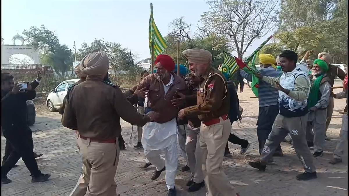 ਠੂਠਿਆਂਵਾਲੀ ਪਿੰਡ ’ਚ ਕਿਸਾਨਾਂ ਤੇ ਪੁਲਿਸ ਵਿਚਾਲੇ ਧੱਕਾ-ਮੁੱਕੀ