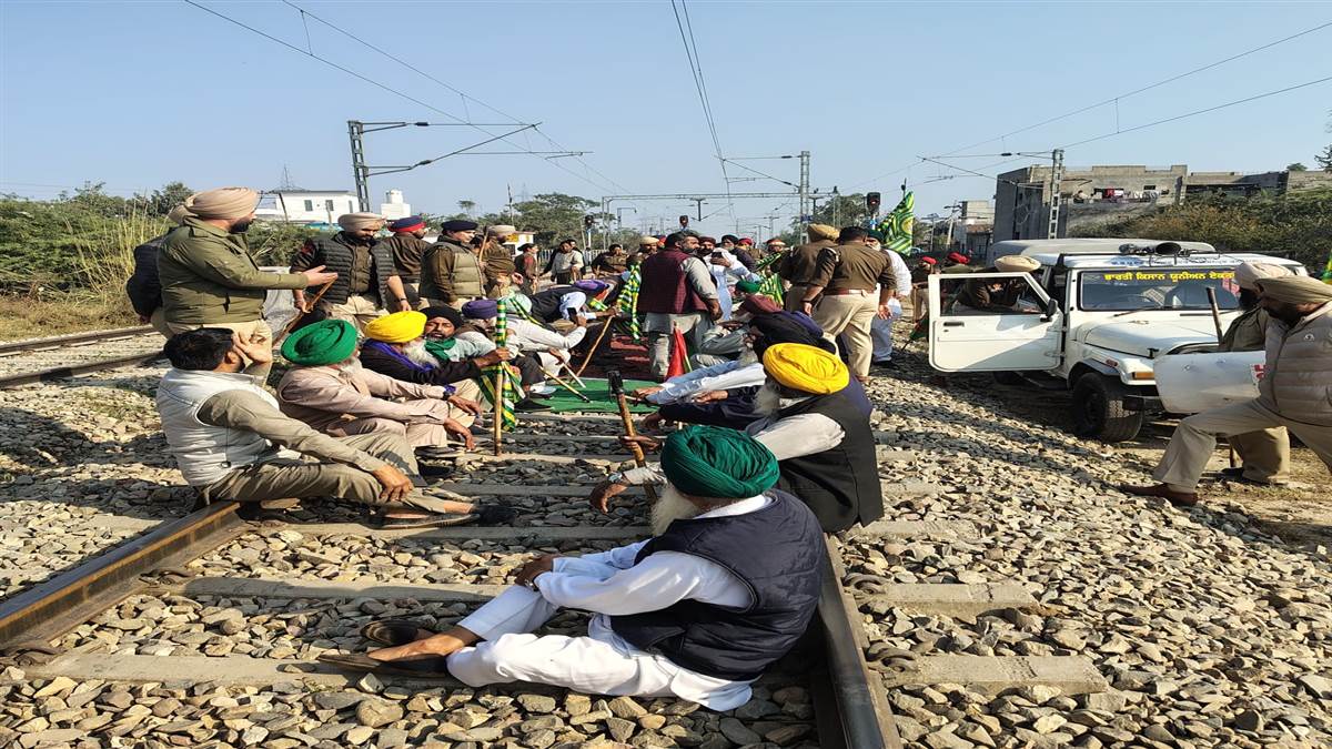 ਸਰਕਾਰ ਦੀਆਂ ਨੀਤੀਆਂ ਖ਼ਿਲਾਫ਼ ਰੋਸ ਪ੍ਰਦਰਸ਼ਨ