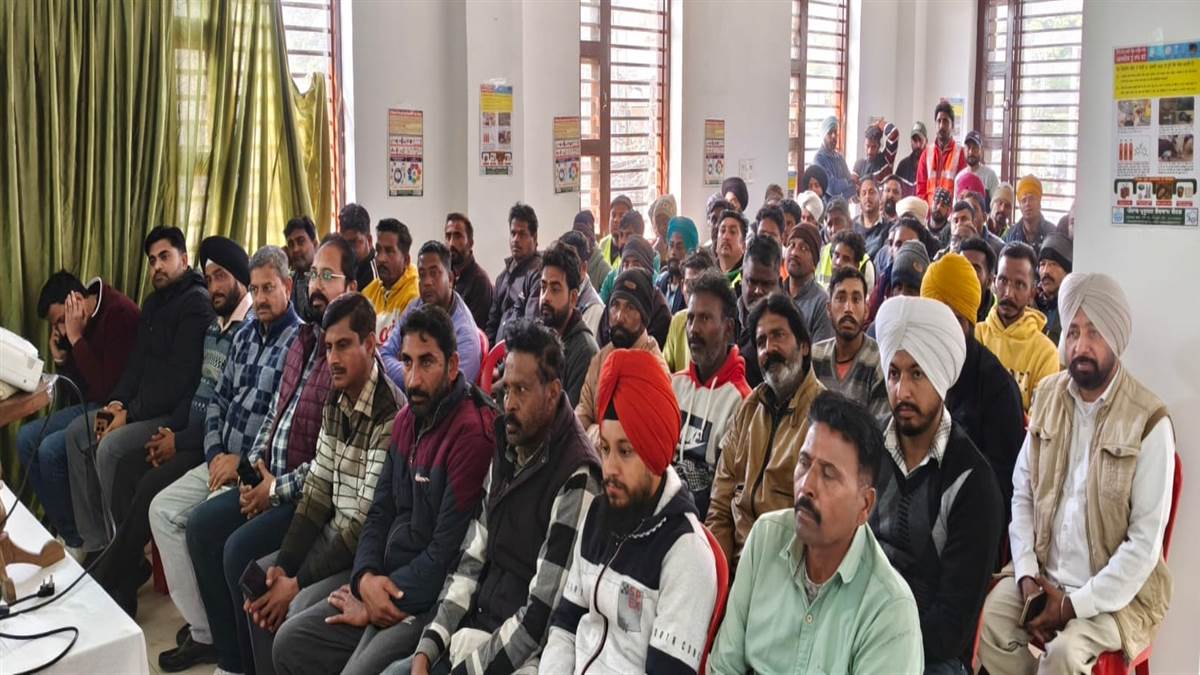 ਨਗਰ ਕੌਂਸਲਾਂ ਦੇ ਸਫਾਈ ਕਰਮਚਾਰੀਆਂ ਨੂੰ ਦਿੱਤੀ ਇੱਕ ਦਿਨਾ ਟ੍ਰੇਨਿੰਗ