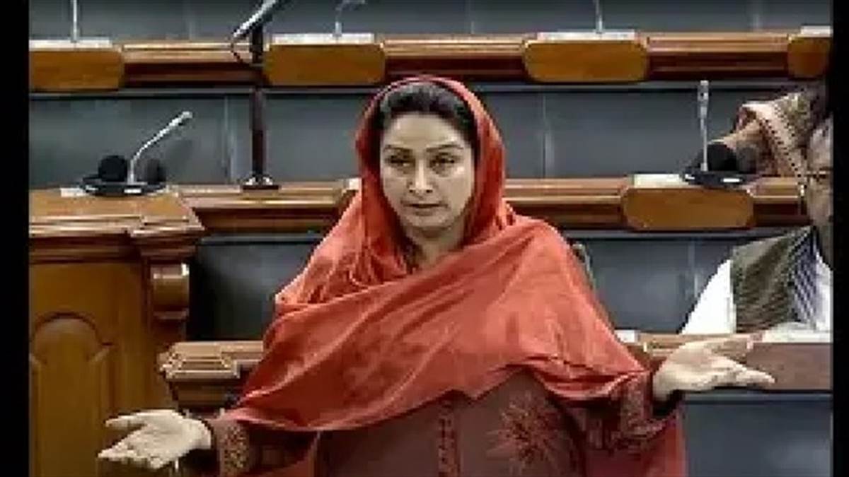 ਪਟਿਆਲਾ ਦੇ ਐਸ ਐਸ ਪੀ ਨੂੰ ਤੁਰੰਤ ਮੁਅੱਤਲ ਦੀ ਮੰਗ, ਚੋਣਾਂ ਦੌਰਾਨ ਵਿਆਪਕ ਚੋਣ ਕੁਤਾਹੀਆਂ ਲਈ ਜ਼ਿੰਮੇਵਾਰੀ ਤੈਅ ਕੀਤੀ ਜਾਵੇ: ਹਰਸਿਮਰਤ ਬਾਦਲ ਨੇ ਚੋਣ ਕਮਿਸ਼ਨ ਨੂੰ ਕੀਤੀ ਅਪੀਲ