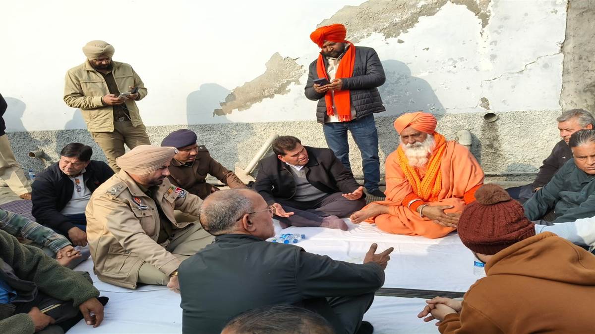 ਮਨਦੀਪ ਕੁਮਾਰ ਦਾ ਅਜੇ ਤੱਕ ਨਹੀਂ ਹੋ ਸਕਿਆ ਸਸਕਾਰ