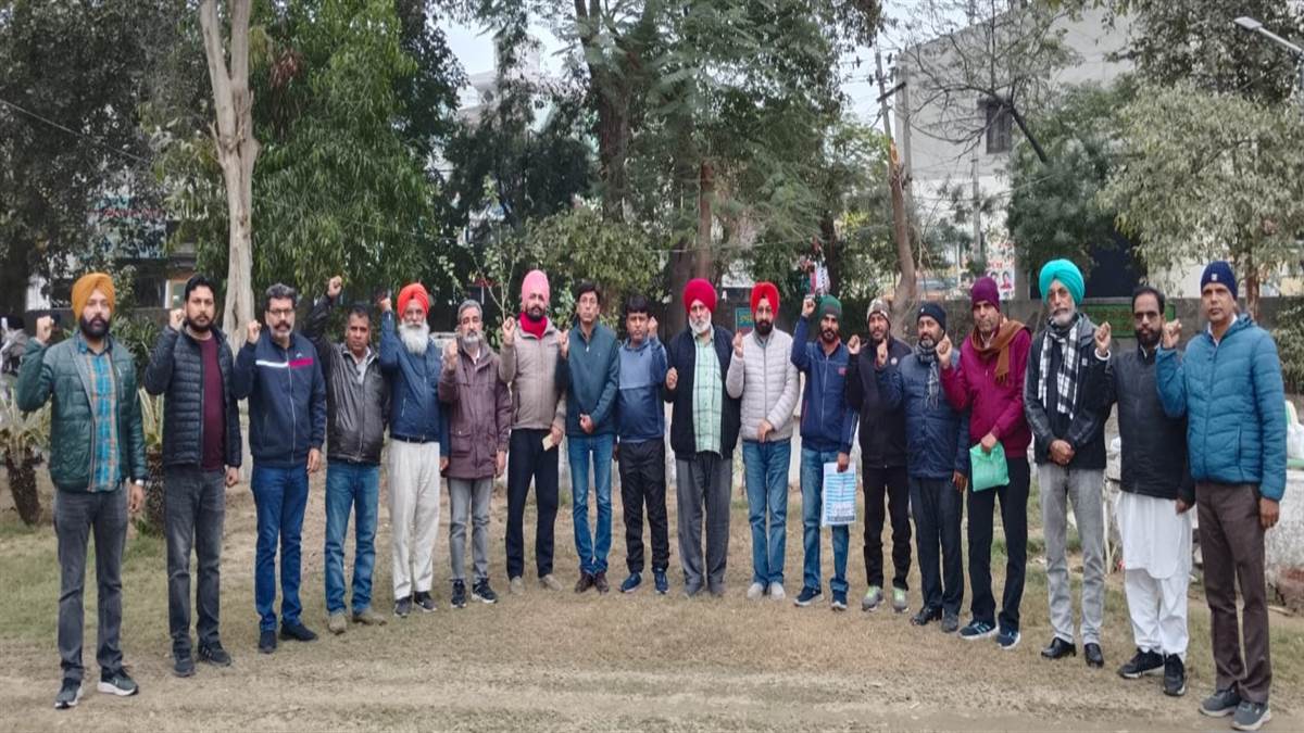 ਅਧਿਆਪਕ ਜੱਥੇਬੰਦੀਆਂ ਵੱਲੋਂ ਇਨਸਾਫ਼ ਲਈ ਕੈਂਡਲ ਮਾਰਚ ਭਲ਼ਕੇ