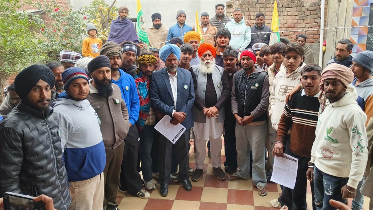 ਕਿਸਾਨਾਂ ਨੇ ਬਿਜਲੀ ਤੇ ਮਨਰੇਗਾ ਬਿੱਲਾਂ ਦੇ ਖ਼ਿਲਾਫ਼ ਪਿੰਡਾਂ ‘ਚ ਰੋਸ ਮਾਰਚ ਕੱਢਿਆ