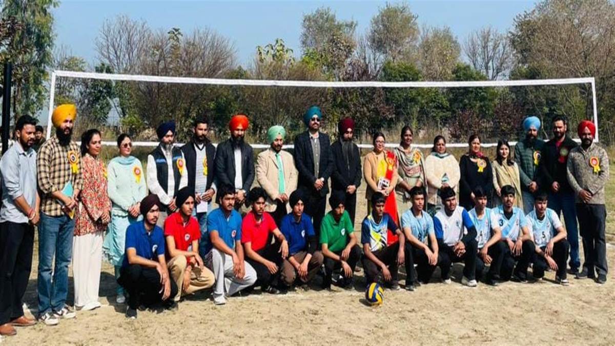 ਬੇਬੇ ਨਾਨਕੀ ਕਾਲਜ ਮਿੱਠੜਾ ’ਚ ਕਰਵਾਏ ਬਲਾਕ ਪੱਧਰੀ ਖੇਡ ਮੁਕਾਬਲੇ