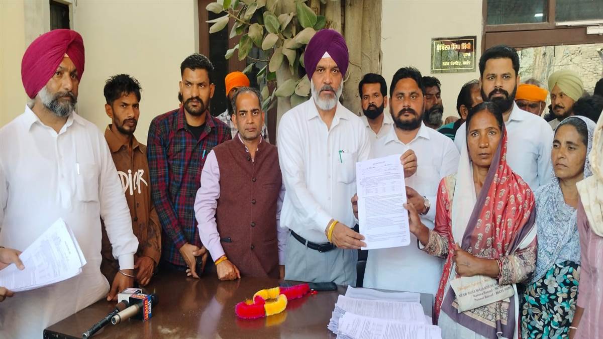 ਮਕਾਨ ਬਣਾਉਣ ਲਈ ਪ੍ਰਤੀ ਪਰਿਵਾਰ ਨੂੰ ਦਿੱਤੇ ਜਾਣਗੇ ਢਾਈ ਲੱਖ ਰੁਪਏ : ਵਿਧਾਇਕ ਦਹੀਆ