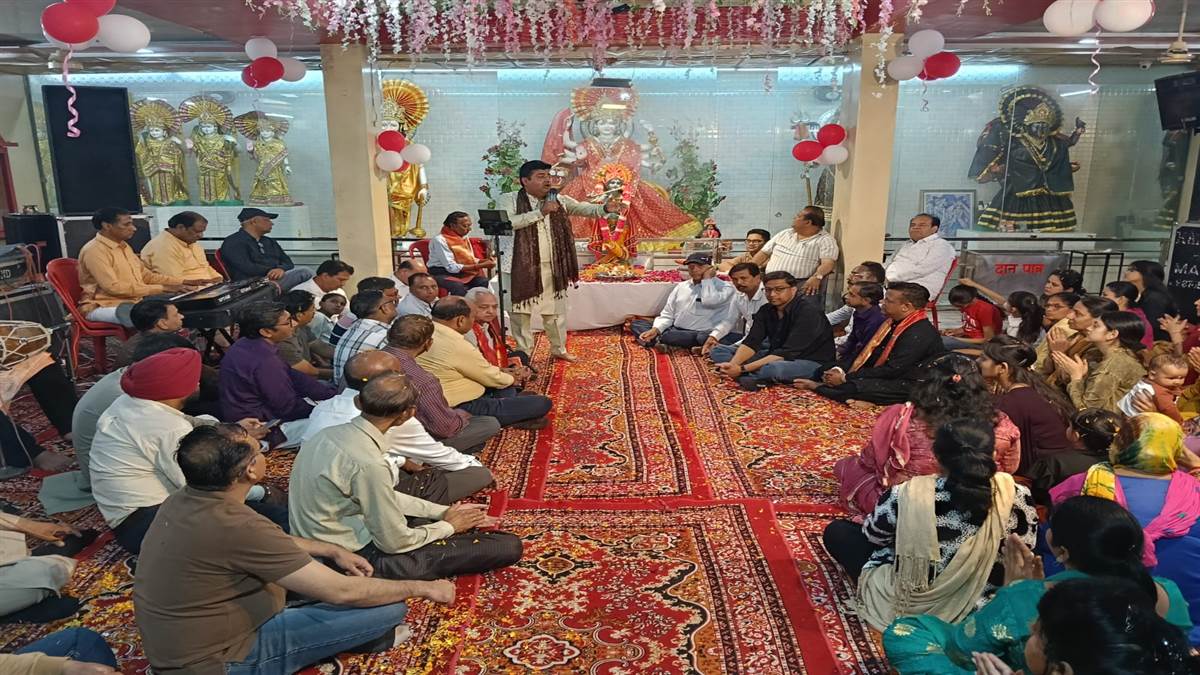ਦੁਰਗਾ ਕੀਰਤਨ ਮੰਡਲ ਨੇ ਕਰਵਾਇਆ 16ਵਾਂ ਹੋਲੀ ਮਹਾਉਤਸਵ
