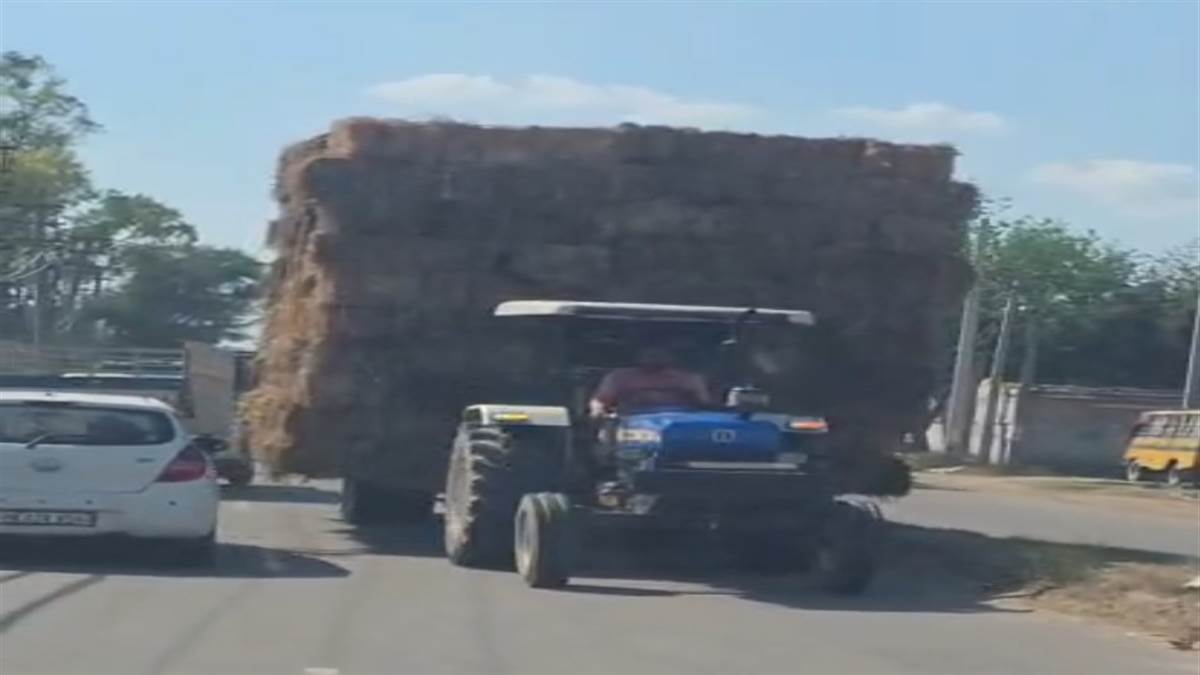 ਪਰਾਲੀ ਦੀਆਂ ਓਵਰਲੋਡ ਟਰਾਲੀਆਂ ਨੇ ਵਧਾਇਆ ਹਾਦਸਿਆਂ ਦਾ ਖ਼ਤਰਾ, ਪ੍ਰਸ਼ਾਸਨ ਬੇਖ਼ਬਰ