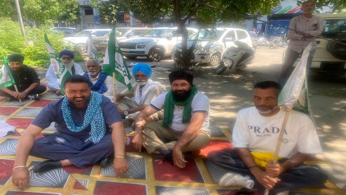 ਫ਼ਸਲਾਂ ਦੇ ਨੁਕਸਾਨ ਦਾ ਕਿਸਾਨਾਂ ਨੂੰ ਮਿਲੇ ਮੁਆਵਜ਼ਾ : ਢੀਂਡਸਾ