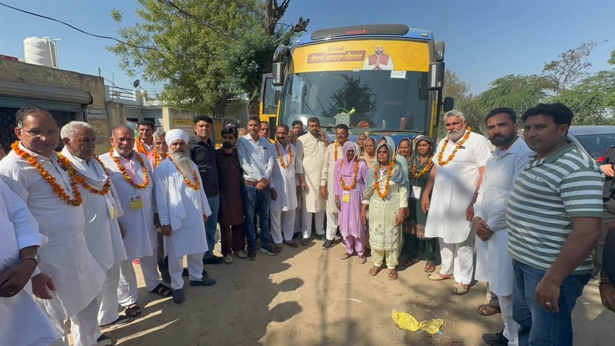 ਮੁੱਖ ਮੰਤਰੀ ਤੀਰਥ ਯਾਤਰਾ ਸਕੀਮ ਤਹਿਤ ਬੱਸ ਰਵਾਨਾ
