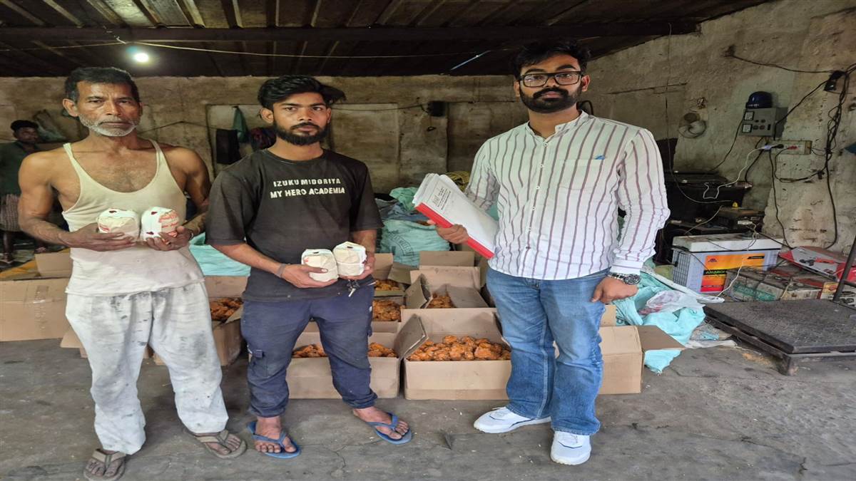 ਖਾਣ-ਪੀਣ ਦੀਆਂ ਵਸਤੂਆਂ ਦੇ 8 ਸੈਂਪਲ ਲਏ