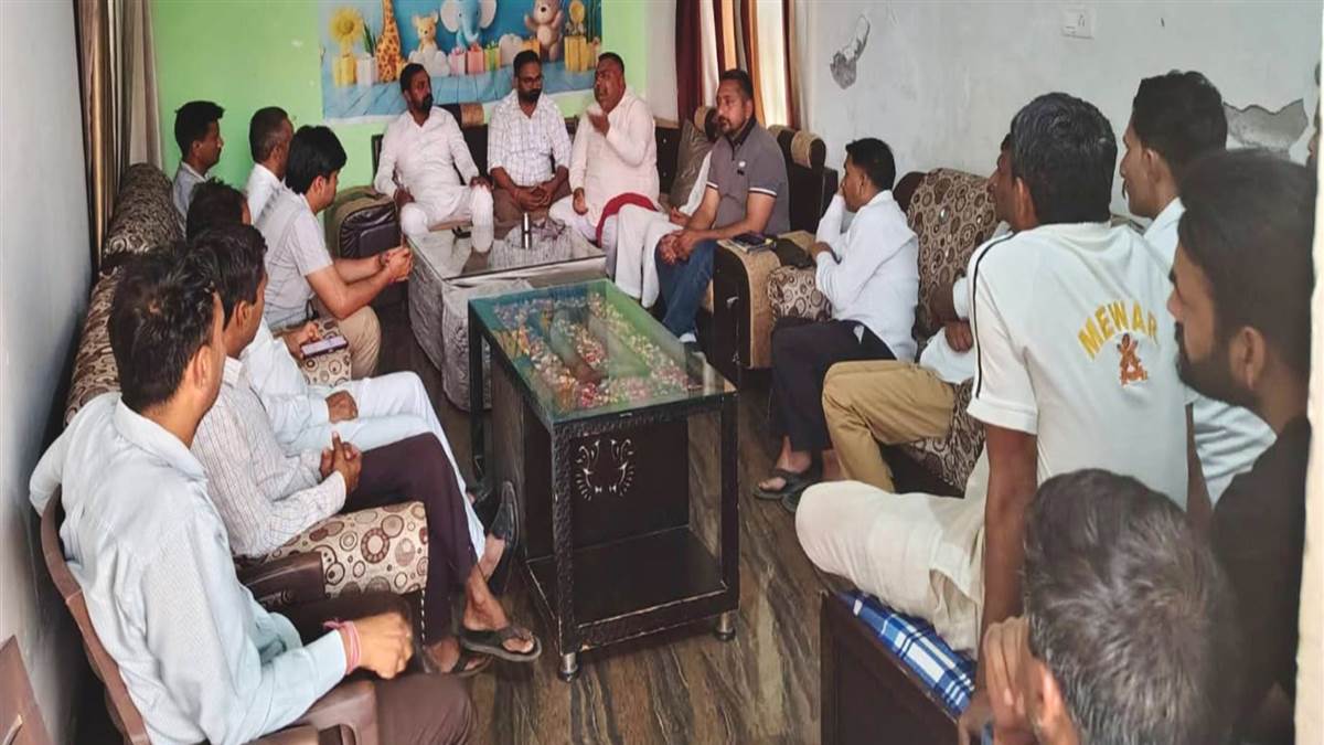 ਧਾਂਮ ਝਾਂਡੀਆਂ ਵਿਖੇ ਆਮ ਆਦਮੀ ਪਾਰਟੀ ਦੀ ਮਹੱਤਵਪੂਰਨ ਬੈਠਕ