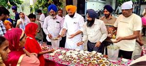 ਪਿੰਡ ਸੌਂਟੀ ’ਚ ਗੁਰਮਤਿ ਸਮਾਗਮ ਤੇ ਮੈਡੀਕਲ ਕੈਂਪ ਲਗਾਇਆ