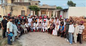 ਬੋਘੇ ਵਾਲਾ ’ਚ 32 ਪਰਿਵਾਰ ਕਾਂਗਰਸ ’ਚ ਸ਼ਾਮਲ