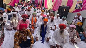 ਬਾਬਾ ਜੀਵਨ ਸਿੰਘ ਜੀ ਦੇ ਪ੍ਰਕਾਸ਼ ਦਿਹਾੜੇ ਸਬੰਧੀ ਸਮਾਗਮ ਕਰਵਾਇਆ
