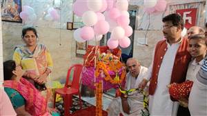 ਸ੍ਰੀ ਕ੍ਰਿਸ਼ਨ ਜਨਮ ਅਸ਼ਟਮੀ ਮੌਕੇ ਵਿਨੇ ਸ਼ਰਮਾ ਮੰਦਰਾਂ ’ਚ ਹੋਏ ਨਤਮਸਤਕ