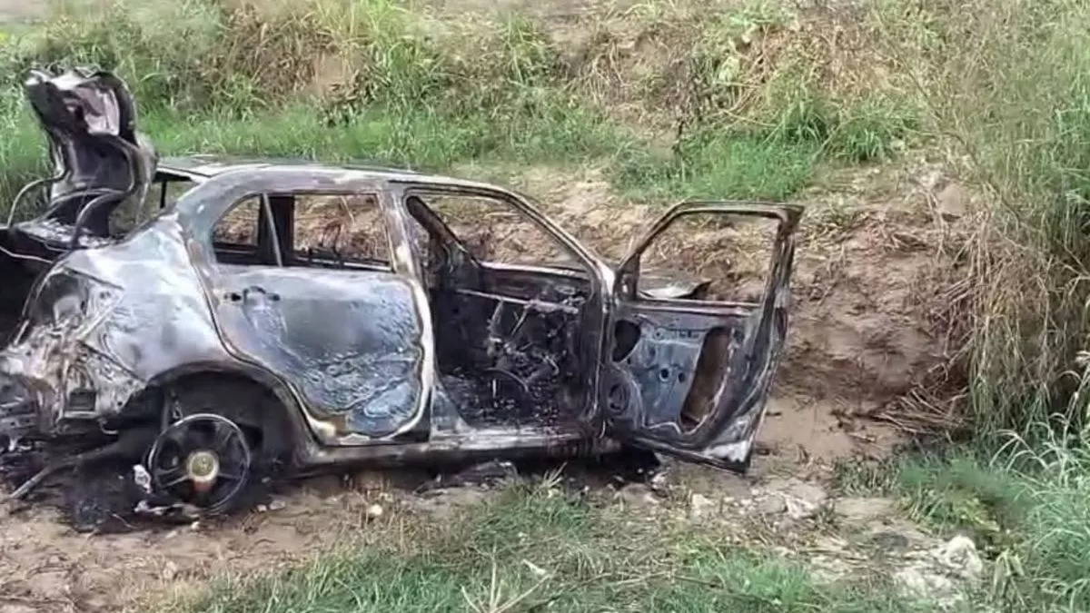 Road Accident: ਬਠਿੰਡਾ 'ਚ ਚੱਲਦੀ ਕਾਰ ਨੂੰ ਅਚਾਨਕ ਲੱਗੀ ਅੱਗ, ਡਰਾਈਵਰ ਜ਼ਿੰਦਾ ਸੜਿਆ