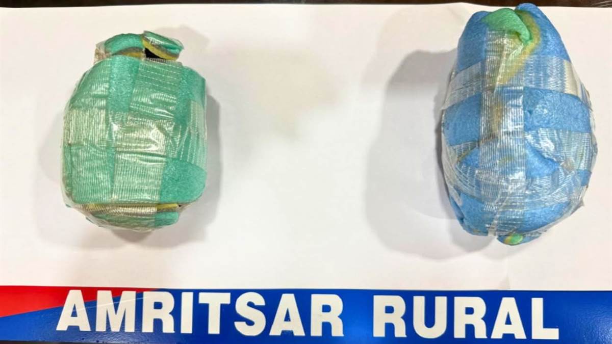 Amritsar News : ਖੇਤਾਂ ’ਚ ਲੁਕਾ ਕੇ ਰੱਖੇ ਜ਼ਿਆਦਾ ਮਾਰਕ ਸਮਰੱਥਾ ਵਾਲੇ ਦੋ ਹੋਰ ਗ੍ਰਨੇਡ ਬਰਾਮਦ, ISI ਲਈ ਕੰਮ ਕਰਨ ਵਾਲਾ ਹਰਪ੍ਰੀਤ ਸਿੰਘ ਗ੍ਰਿਫ਼ਤਾਰ