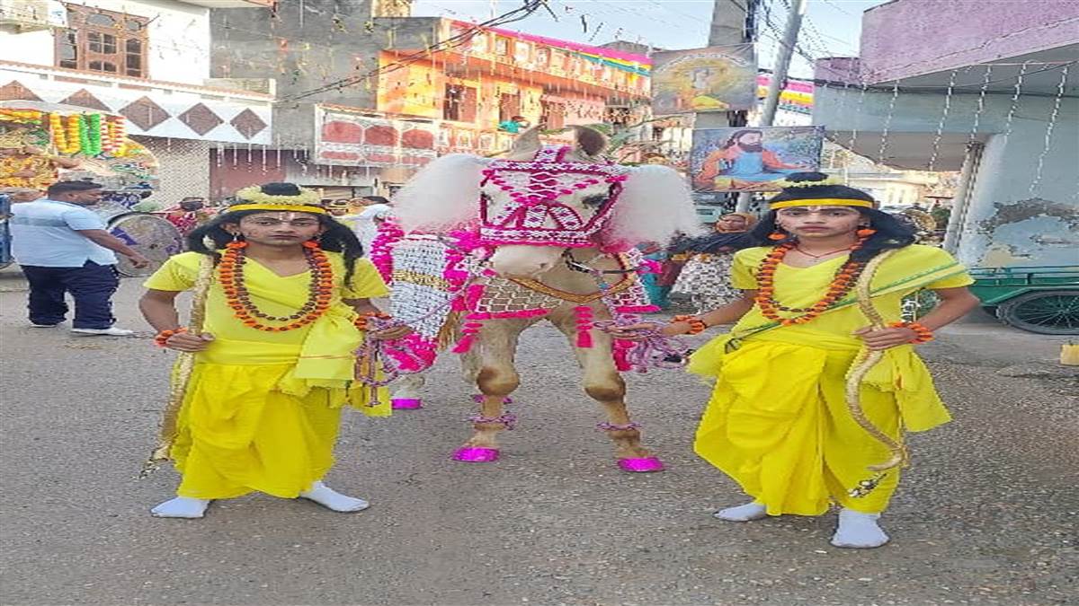 ਪ੍ਰਗਟ ਦਿਵਸ ਮੌਕੇ ਵਿਸ਼ਾਲ ਸ਼ੋਭਾ ਯਾਤਰਾ ਸਜਾਈ
