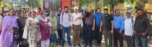 ਕਿਸਾਨਾਂ ਵੱਲੋਂ ਡੀਏਸੀ ਕੰਪਲੈਕਸ ਦਾ ਘਿਰਾਓ, ਦਫ਼ਤਰੀ ਕੰਮ ਪ੍ਰਭਾਵਿਤ