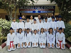 ਕਰਾਟੇ ਟੀਮ ਨੇ ਸਟੇਟ ਪੱਧਰੀ ਮੁਕਾਬਲੇ ਲਈ ਬਣਾਈ ਥਾਂ