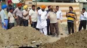 ਘਰ-ਘਰ ਜਾ ਕੇ ਹੱਲ ਕੀਤੀਆਂ ਜਾ ਰਹੀਆਂ ਲੋਕਾਂ ਦੀਆਂ ਸਮੱਸਿਆਵਾਂ : ਹਰਜੋਤ ਬੈਂਸ