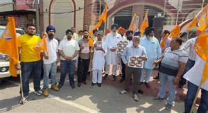 ਸੁਖਦੀਪ ਸਿੰਘ ਸ਼ੁਕਾਰ ਵੱਲੋਂ ‘ਡੋਰ ਟੂ ਡੋਰ’ ਪ੍ਰਚਾਰ ਮੁਹਿੰਮ ਸ਼ੁਰੂ