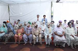 ਨਮਾਦਾਂ ਕੈਂਪ ’ਚ 7450 ਲੋਕਾਂ ਨੂੰ ਮਿਲਿਆ ਮੁਫ਼ਤ ਇਲਾਜ