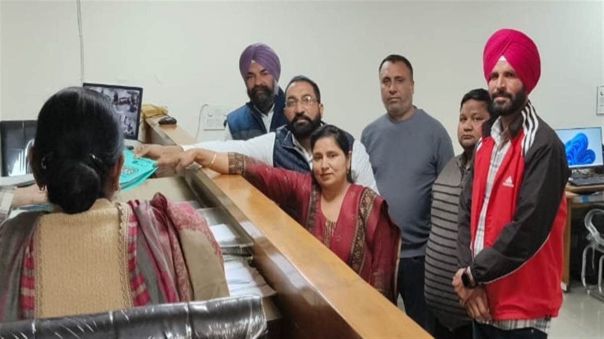 ਜ਼ਿਲ੍ਹਾ ਪਰਿਸ਼ਦ ਜ਼ੋਨ ਟਿੱਬਾ ਤੋਂ ਜਸਵਿੰਦਰ ਕੌਰ ਕਾਲੇਵਾਲ ਚੋਣ ਮੈਦਾਨ ’ਚ ਨਿਤਰੇ