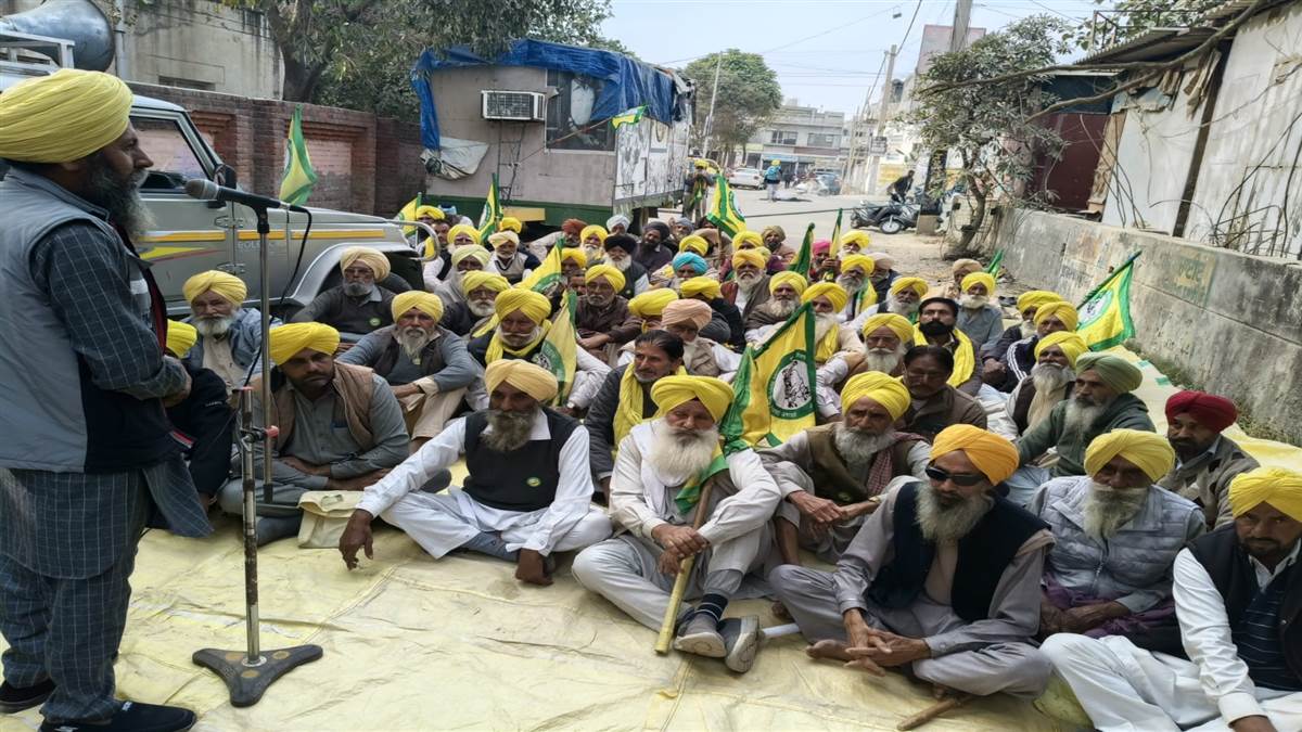 ਸਰਕਾਰ ਦੀ ਅੱਖਾਂ ਬੰਦ, ਕਿਸਾਨਾਂ ਦੇ ਹੌਂਸਲੇ ਰਹੇ ਬੁਲੰਦ