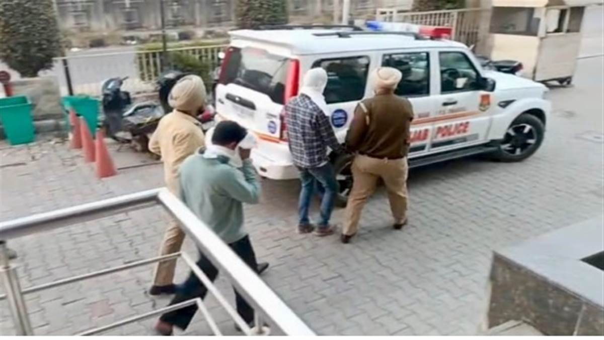 ਦੇਹ ਵਪਾਰ ਦੇ ਧੰਦੇ 'ਤੇ ਪੁਲਿਸ ਨੇ ਕੱਸਿਆ ਸ਼ਕਿੰਜਾ, ਸਪਾ ਸੰਚਾਲਕਾਂ 'ਚ ਦਹਿਸ਼ਤ; ਅੱਠ ਕੁੜੀਆਂ ਰੈਸਕਿਊ ਤੇ ਕਈ ਸਪਾ ਸੈਂਟਰ ਸੀਲ