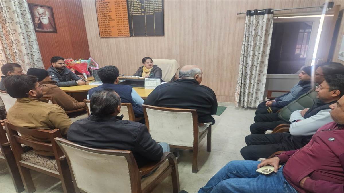 ਖਾਦ ਵਿਕਰੇਤਾਵਾਂ ਨਾਲ ਮੁੱਖ ਖੇਤੀਬਾੜੀ ਅਫ਼ਸਰ ਨੇ ਕੀਤੀ ਚਰਚਾ