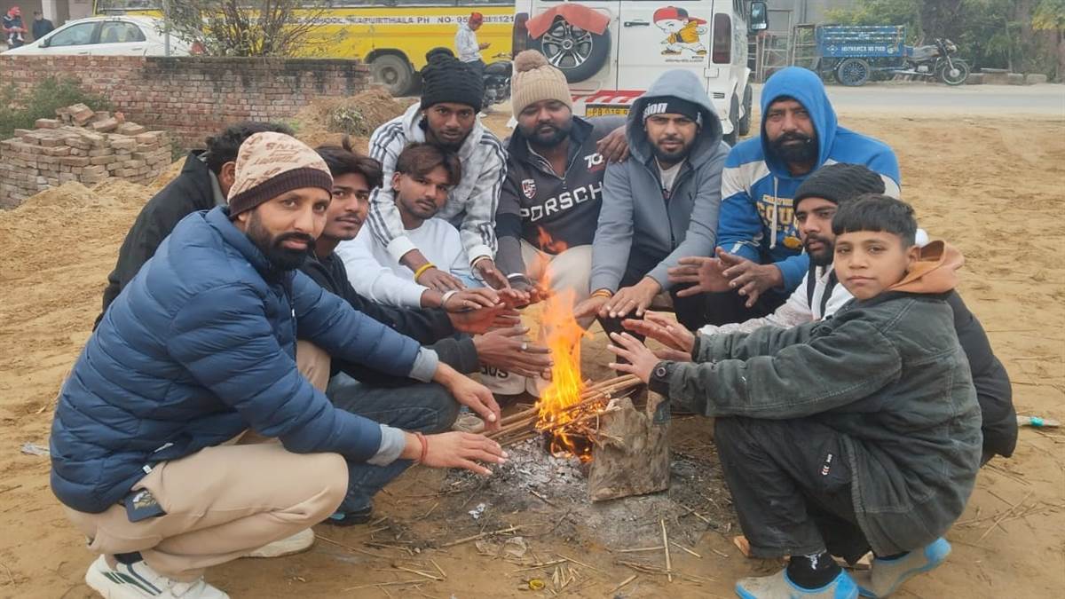 ਸੰਘਣੀ ਧੁੰਦ ਤੇ ਸੀਤ ਲਹਿਰ ਕਾਰਨ ਠੰਡ ਦਾ ਕਹਿਰ ਜਾਰੀ