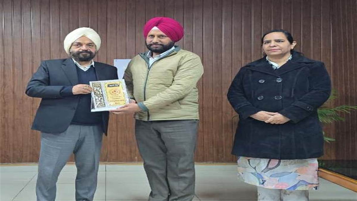 ‘ਯੂਥ ਅਗੇਂਸਟ ਡਰੱਗਜ਼’ ਮੁਹਿੰਮ ਦੇ ਵਲੰਟੀਅਰਜ਼ ਸਨਮਾਨਿਤ