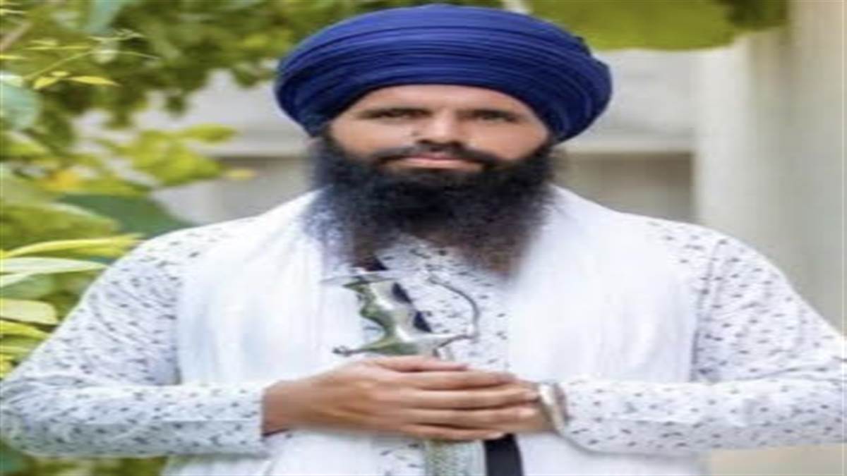 ਬਾਬਾ ਕਲੇਰਾਂ ਨੇ ਇਲਾਕੇ ਅੰਦਰ ਗਊਸ਼ਾਲਾਵਾਂ ਖੋਲ੍ਹਣ ਦਾ ਚੁੱਕਿਆ ਬੀੜਾ